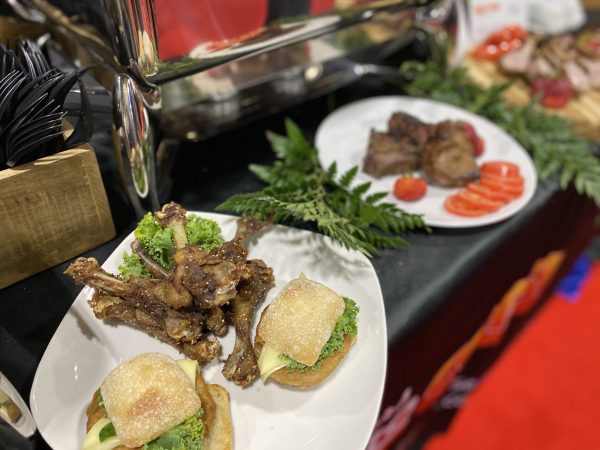 C87E9701-E4A0-4D05-B164-B7685B3814A0-600x450